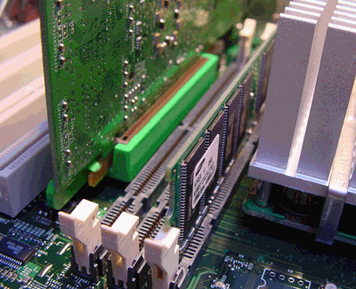 How to distinguish DDR3 DDR4 memory module specifications