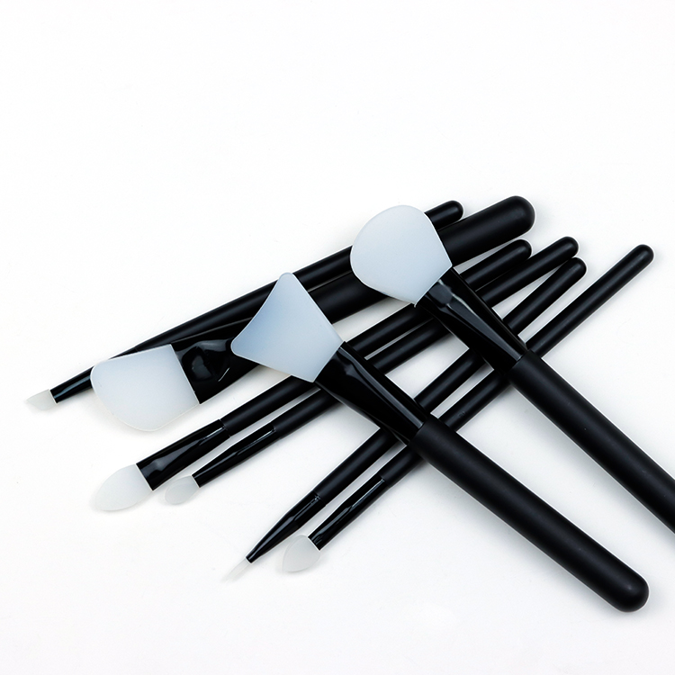 8 style head shape in one set of silicone brush series