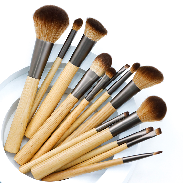 FSC natural and environmentally friendly wooden handle professional makeup brush set 13pcs 