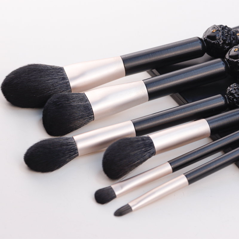 Design injection molded plastic handle of makeup brush set 6pcs