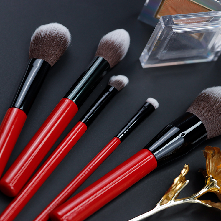 High-quality with bright red color wooden handle of makeup brush set