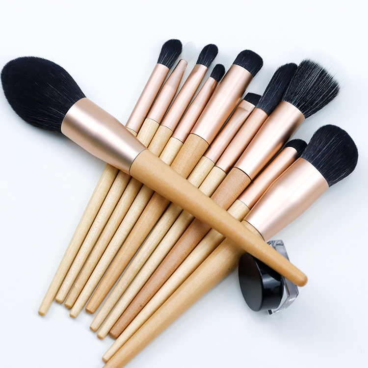 11PCS Natural wood-color wooden handle makeup brush