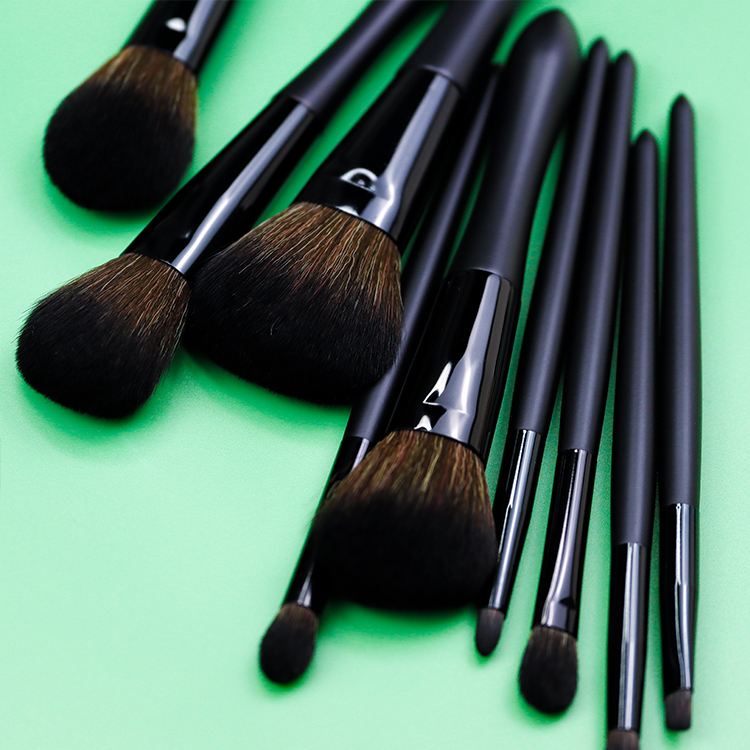 Matte premium black makeup brush set