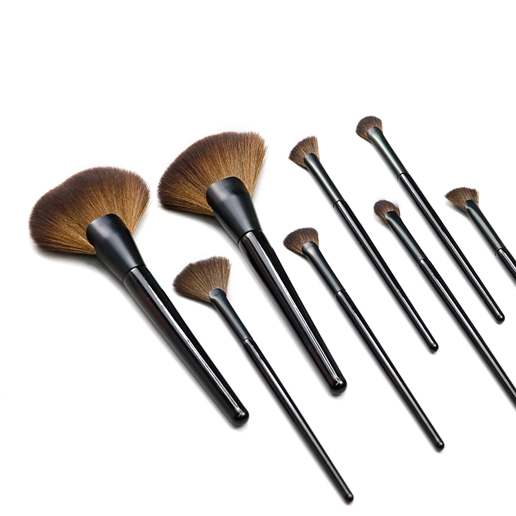 8-piece set brush with bright black wooden handle