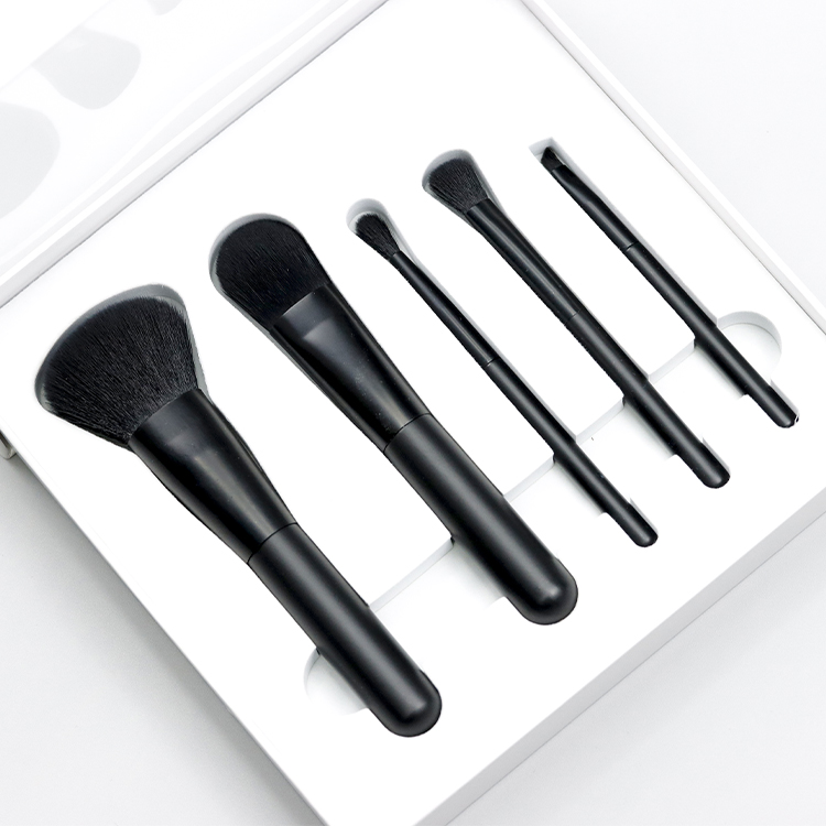 Matte black handle 5 pcs brush set