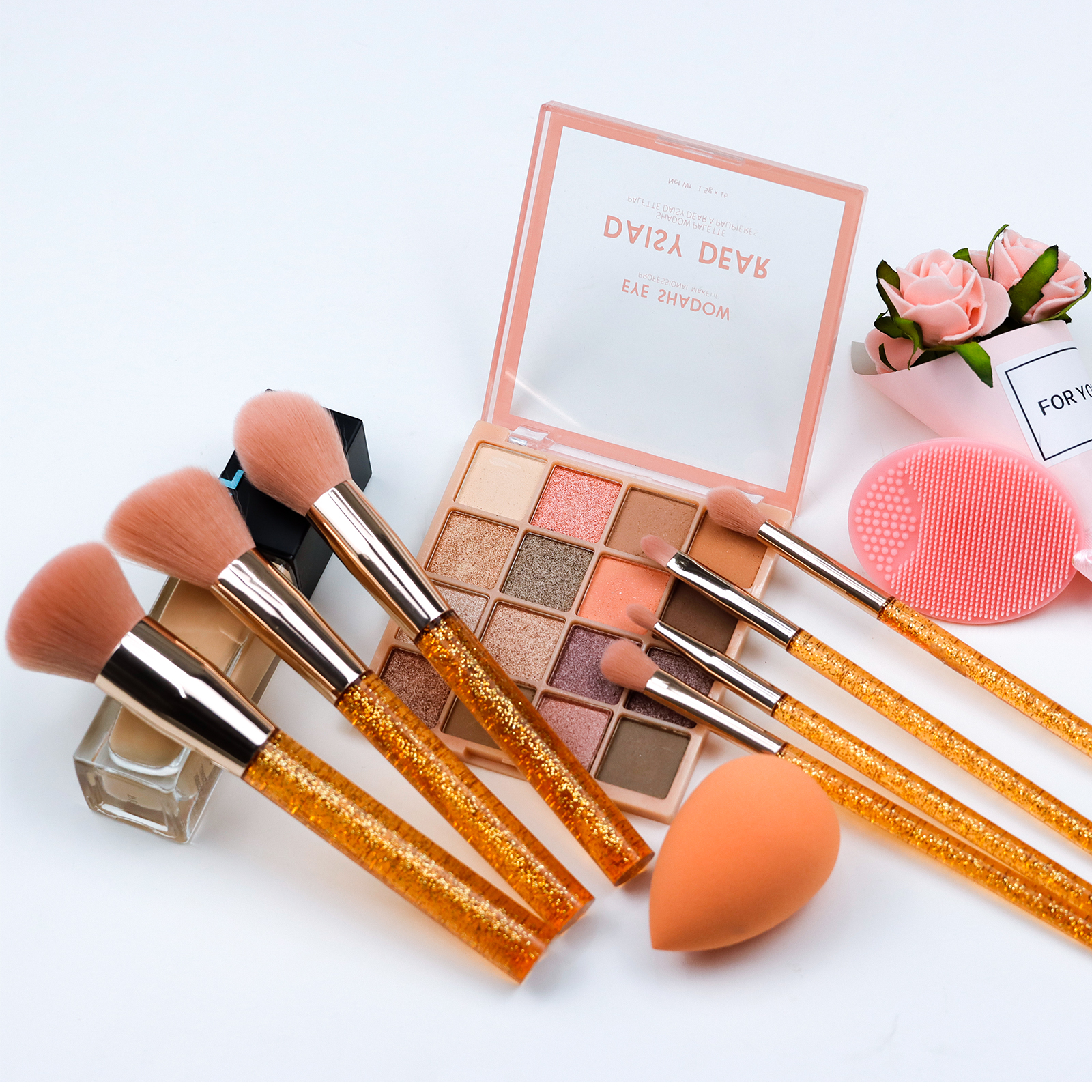 Young element Transparent plastic handle injection molding process with gold powder makeup brush set for gift design