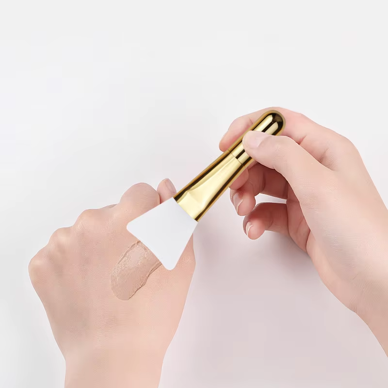 New Silicone Mask Brushes Flexible Facial Mud Mask Applicator Face Cleaning Brush Make up Tool