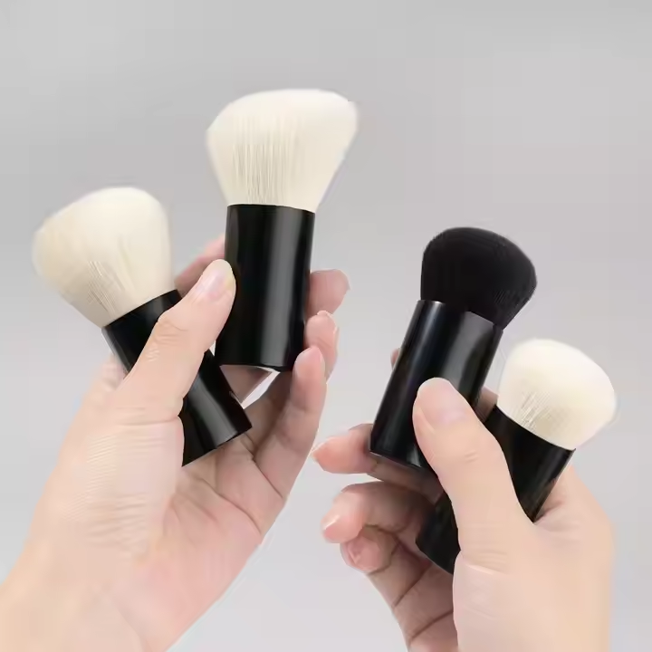 Luxury Aluminum Tube Kabuki Liquid Seamless Foundation Brush Soft Synthetic Hair Small Buffer Brush Makeup Kabuki