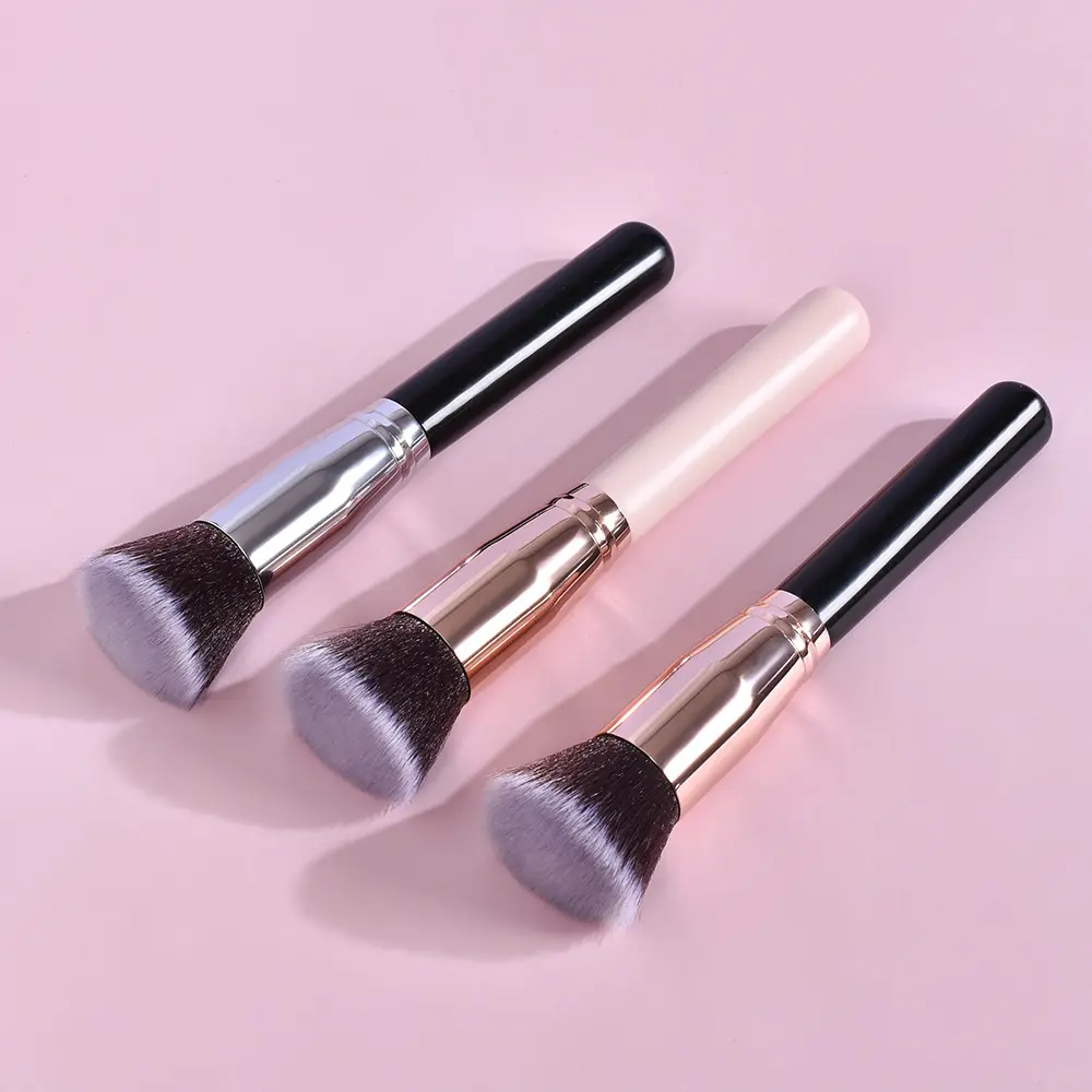 Private Label Wood Handle Foundation Brush Kabuki Single Liquid Flat Make up Brush Liquid Foundation