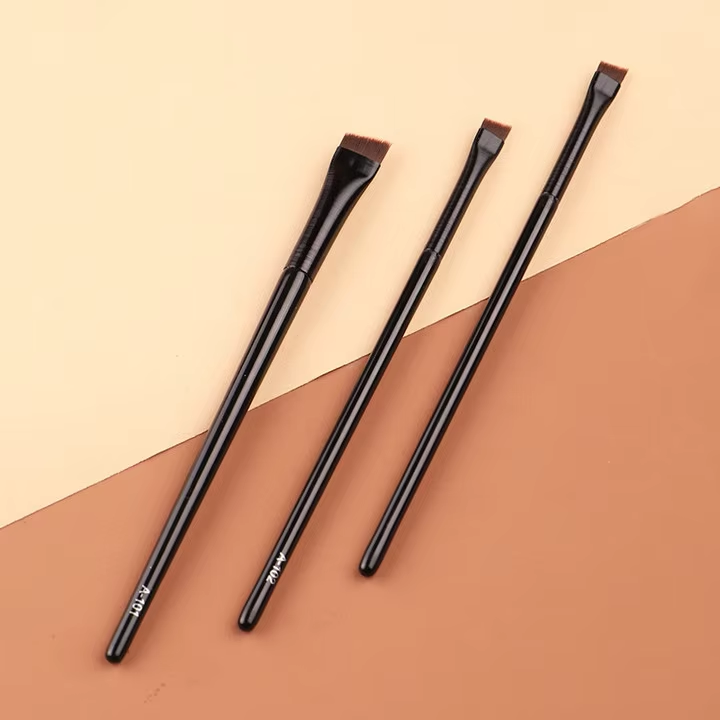 Eyeliner Brush Custom Makeup Brush Natural Hair Copper Tube Wire Drawing Process