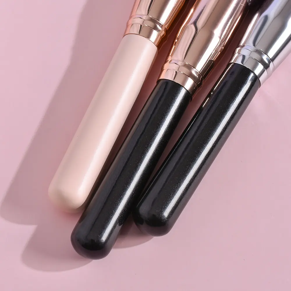 Private Label Wood Handle Foundation Brush Kabuki Single Liquid Flat Make up Brush Liquid Foundation