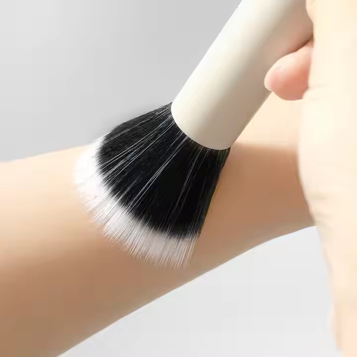 Factory Wholesale Customized Private Label Personalized Travel Size Vegan Synthetic Hair Single Dual Ended Makeup Brush