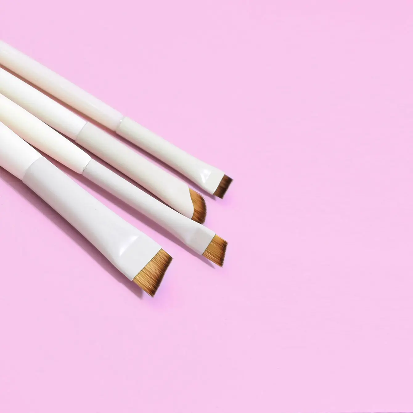 4pcs New Design Eye Makeup Brushes Kit Synthetic Hair Angled Eyeliner Brush Flat Eyebrow Make up Beauty Tools
