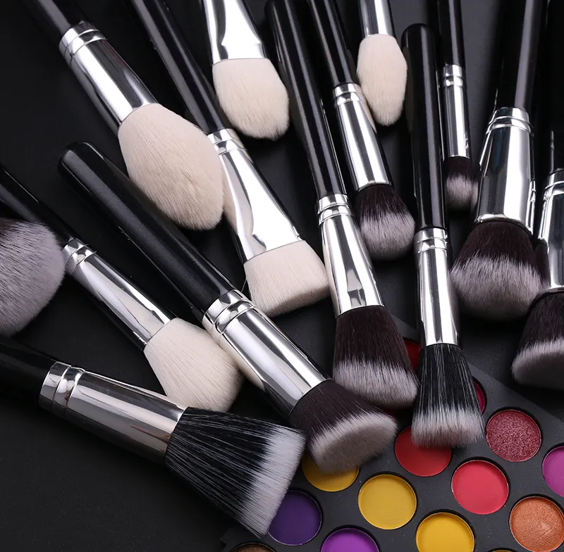30pcs professional makeup brush set use for face can be print owner label