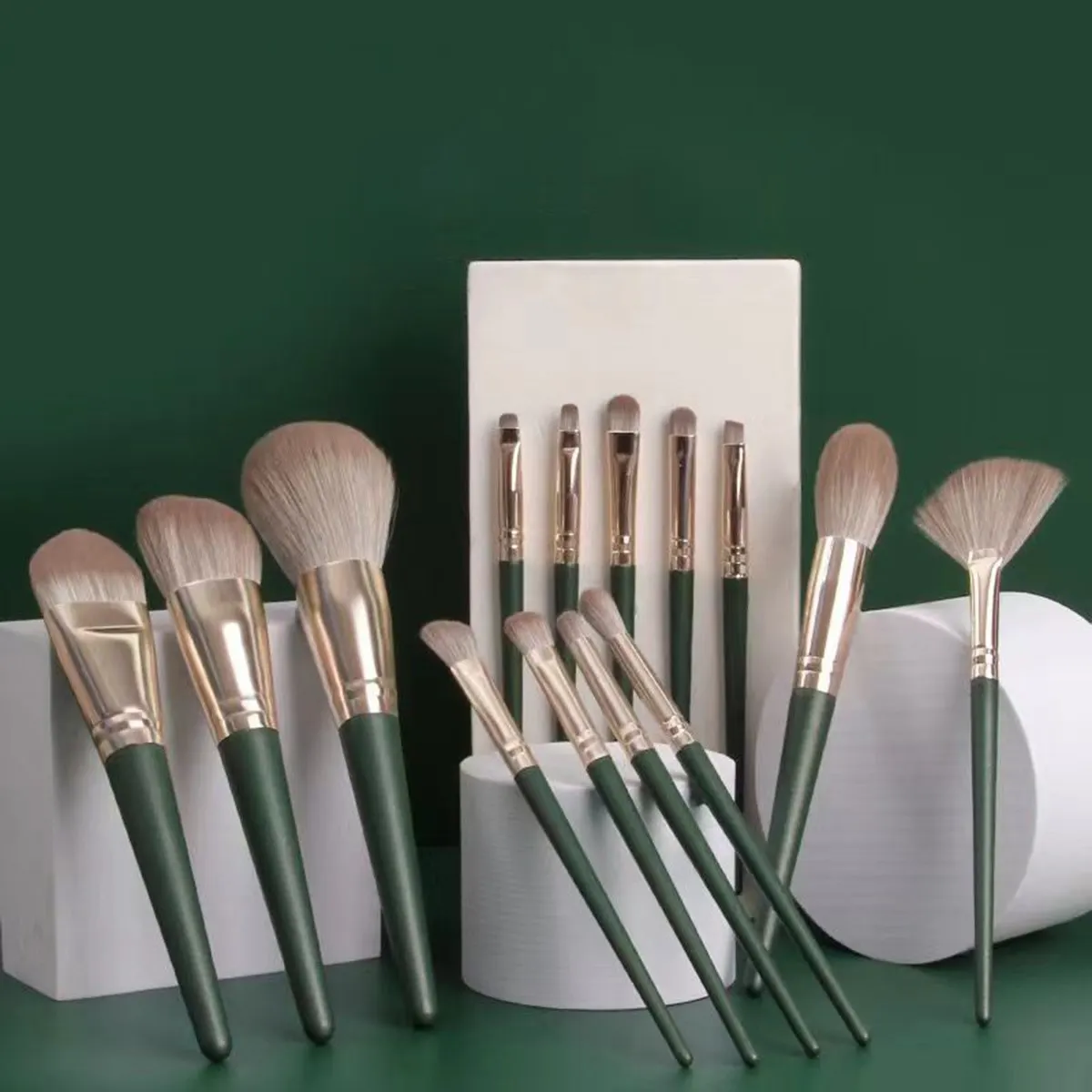 Professional Customized Vegan Natural Hair Cleaner Tools Wholesale 14Pcs Makeup Brush Set