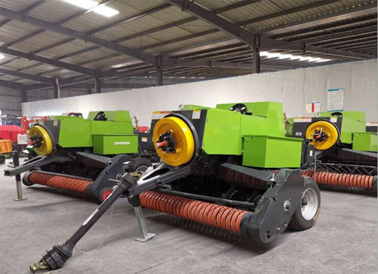Tractor Mounted corn Silage Baler machine pine straw crops Square Hay Baler with cutting and collecting functions