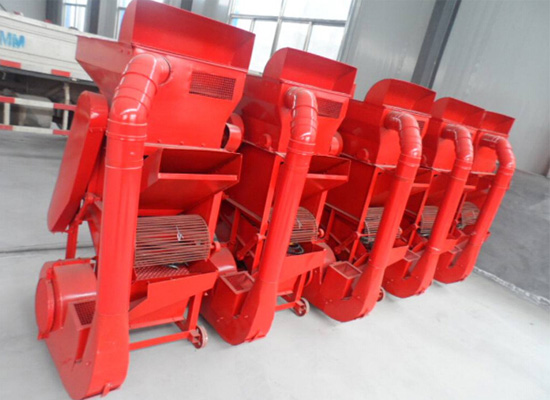 diesel engine driven groundnut decorticator sheller machine peanut shell removing 