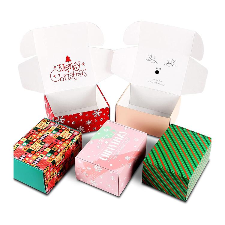 Corrugated Christmas gift mailer box with lid, model BDL70, Birtleypack