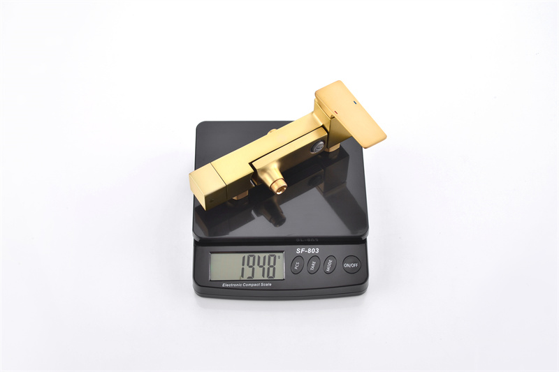 8500