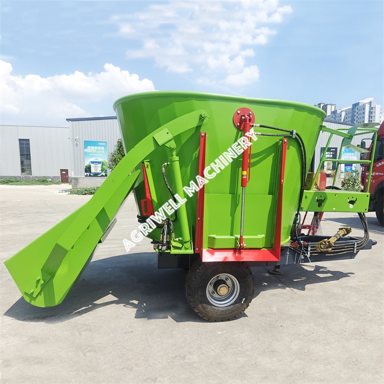 Professional Feed Mixer High-Tech Grass Crushing Equipment Low Loss Feed Machine Cow Sheep