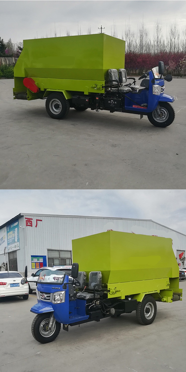 Diesel Engine Silage Mixer and Spreading Vehicle Feed Distributor with 3CBM Capacity for Cattle Farm Use
